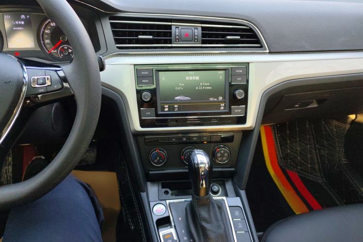 Used Volkswagen Lamando 2019 230TSI DSG Fashion Edition China VI