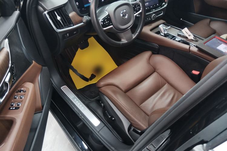 Used Volvo S90 2022 B5 Zhiyuan Luxury Edition