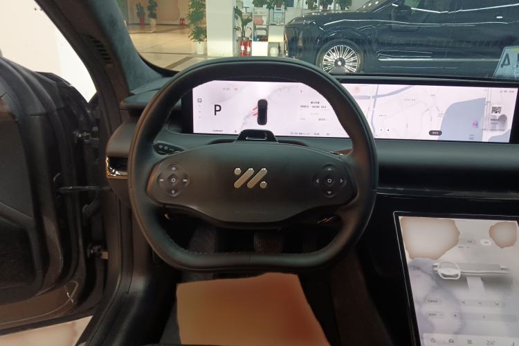 Used  L7 2022 Dynamic Model
