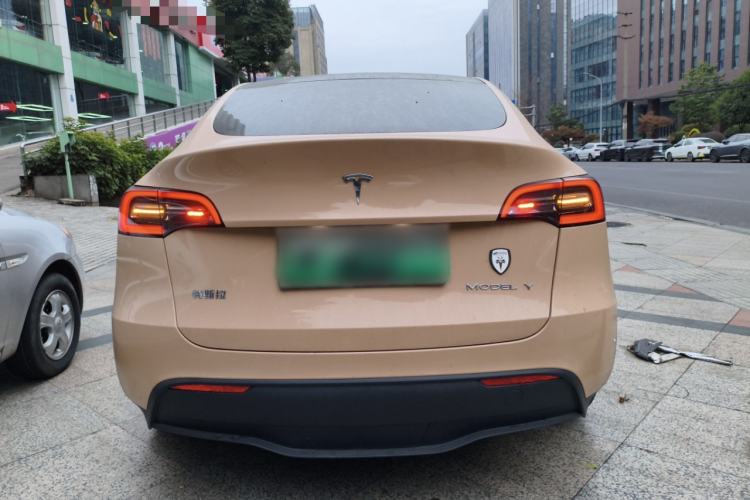 Used Tesla Model Y 2022 Rear-Wheel-Drive Version
