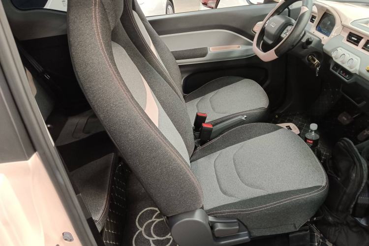 Used Chery QQ Ice Cream 2022 170km Sundae Phosphate Lithium-Ion