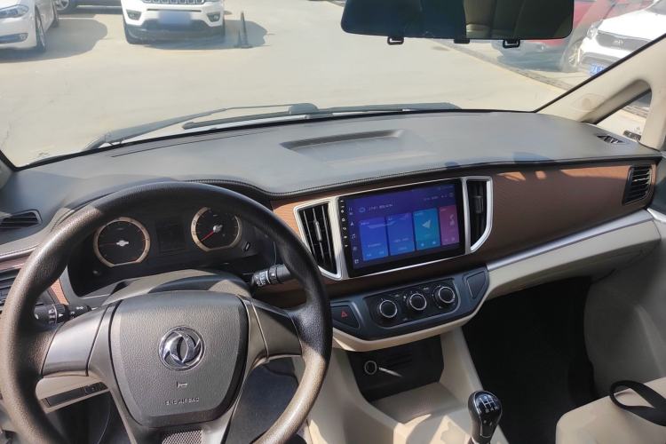 Used FORTHING Lingzhi 2019 Facelifted M5L 1.6L 7-Seater Base Model China VI Standard
