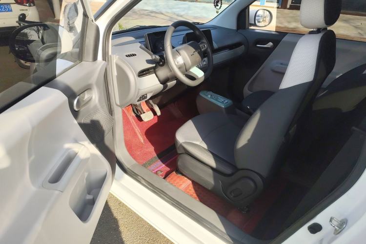 Used  Lumin 2023 301km Honey Dew Edition
