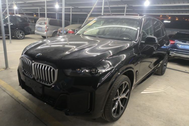 Used BMW X5 2023 xDrive 30Li Luxury M Sport Night Edition Package
