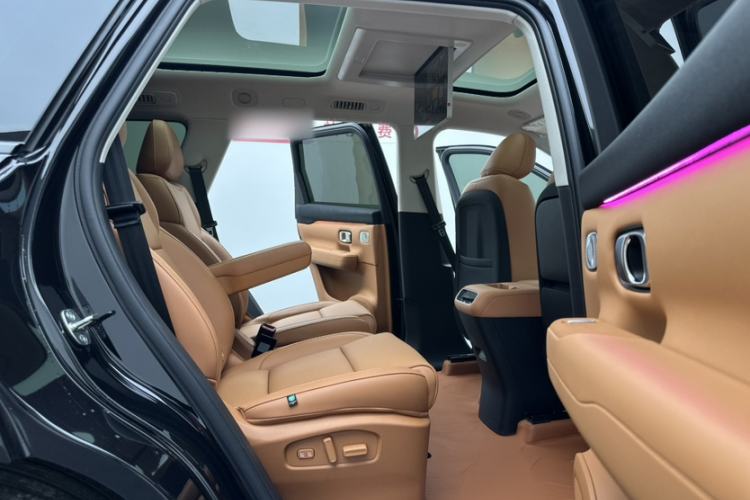 Used Leapmotor C16 2024 Range-Extended 200 Luxury Edition
