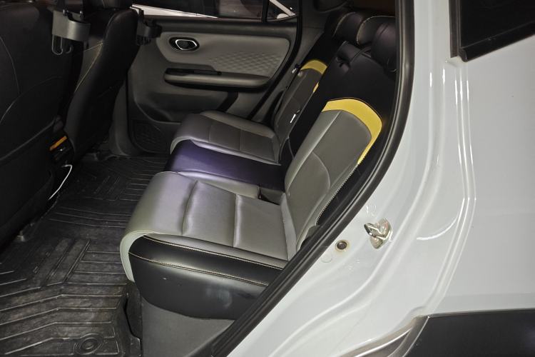 Used AION Y 2022 70 Tech Edition Lithium Iron Phosphate
