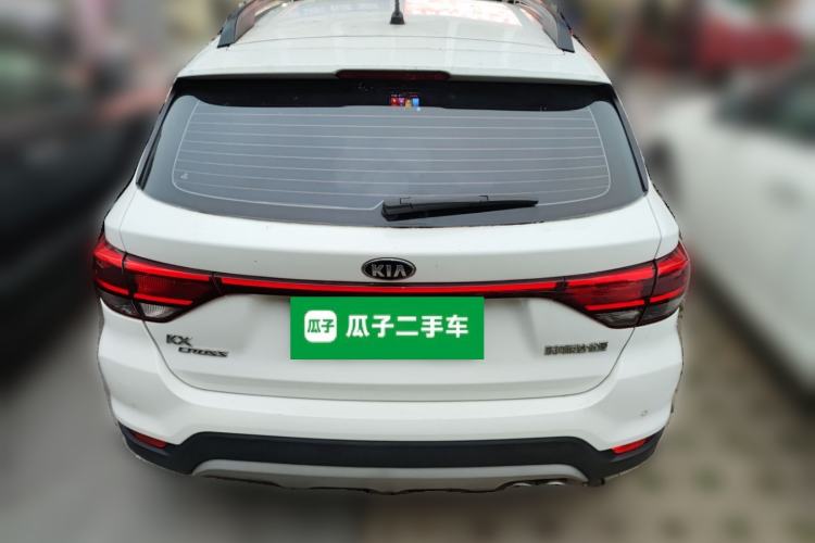 Used Kia KX Cross 2017 1.4L MT GLS
