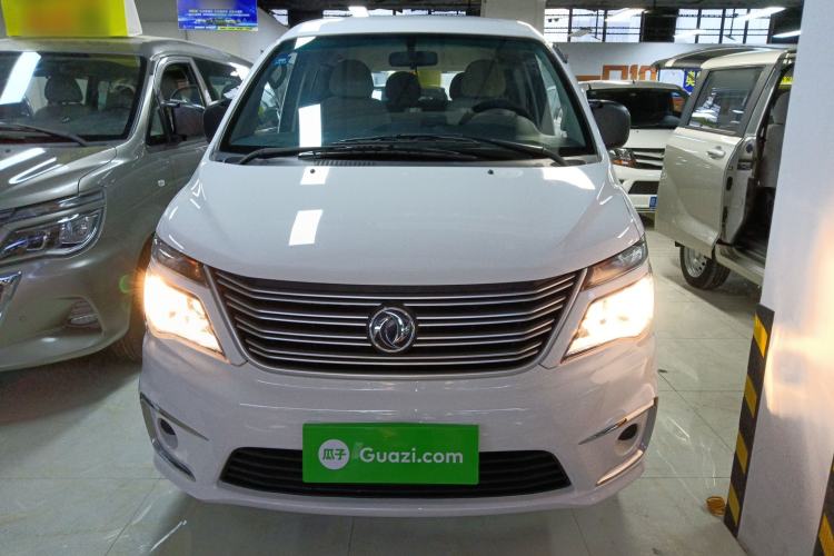 Used FORTHING Lingzhi 2019 M5L 1.6L 7-Seater Base Model China VI Standard
