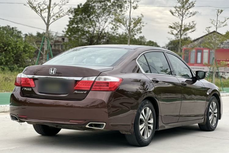 Used Honda Accord 2015 2.0L LX Comfort Edition
