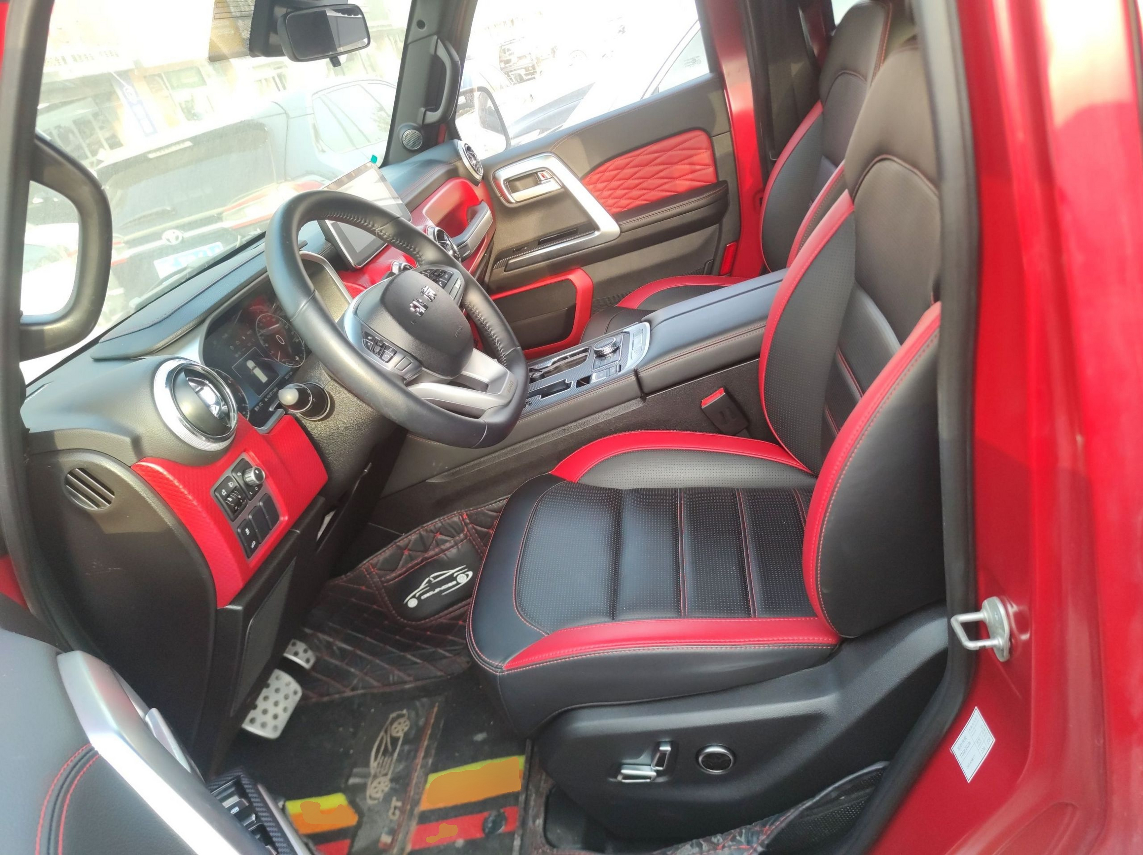 Переднее сиденье в автомобиле