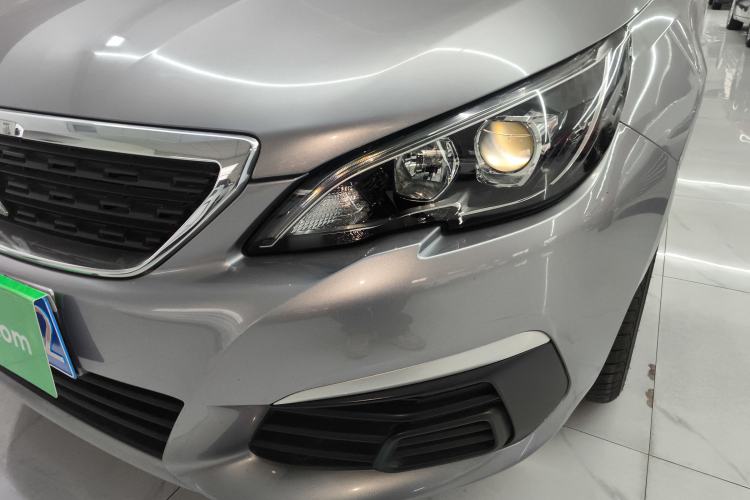 Used Peugeot 308 2016 1.6L Manual Fashion Edition