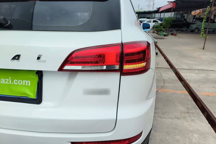 Used Haval H7 2017 Red-Label H7 2.0T Automatic Prestige Model
