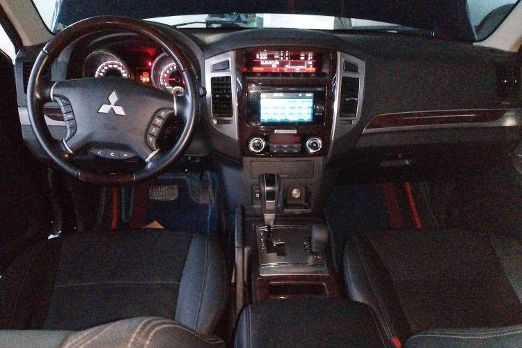 Used Mitsubishi Pajero 2019 V97 3.8L 5-Door GLS Middle East Edition
