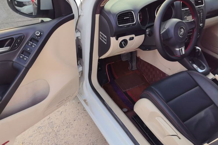 Used Volkswagen Golf 2012 1.6L Automatic Comfort Model
