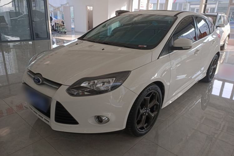 Used Ford Focus 2012 Hatchback 2.0L Manual Luxury Sport Model