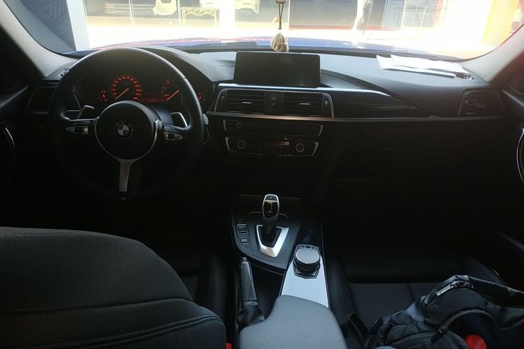 Used BMW 3 Series 2018 320Li Leading Model M Sport Package
