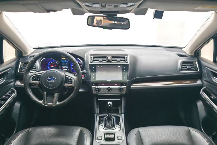 Used Subaru Outback 2017 2.5i Luxury Navigation Edition with EyeSight
