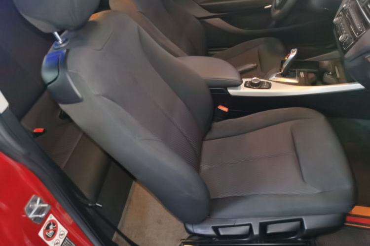 Used BMW 2 Series 2015 218i
