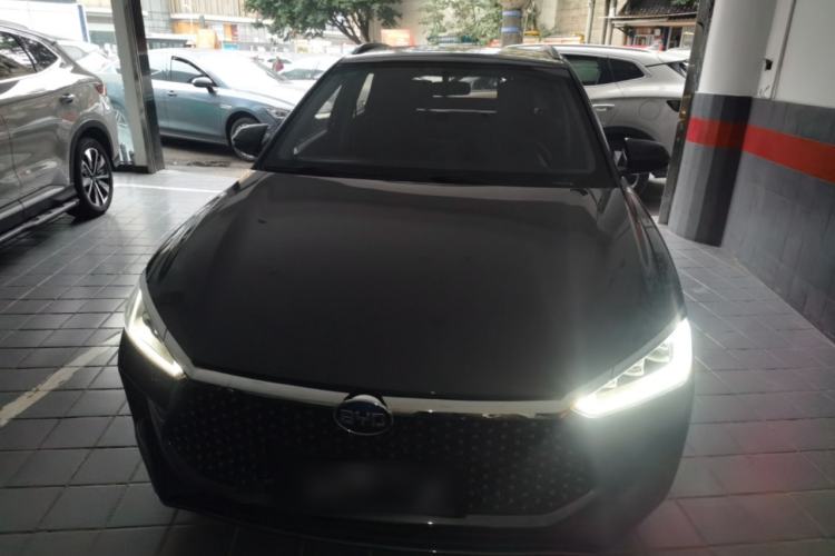 Used BYD e2 2019 Standard Range Model – Smart & Comfortable Version
