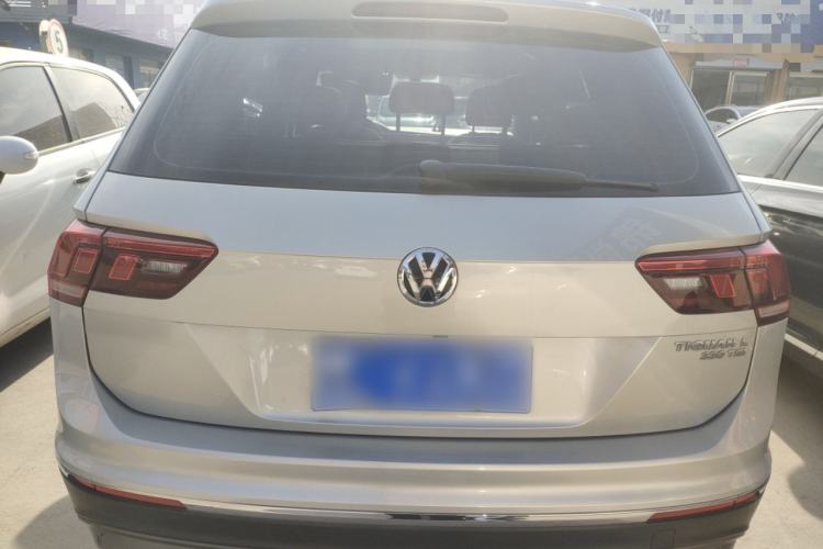 Used Volkswagen Tiguan L 2017 330TSI Automatic Two-Wheel Drive Luxury Edition
