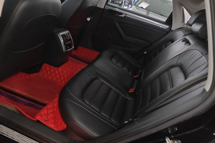 Used Volkswagen Passat 2017 330TSI DSG Luxury Edition
