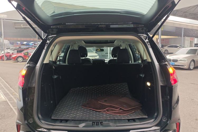 Used Ford Edge 2022 PLUS EcoBoost 245 Four-Wheel Drive Platinum Edition 7-Seater
