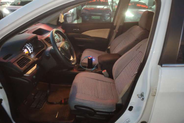 Used Honda CR-V 2016 2.0L Two-Wheel Drive Classic Edition