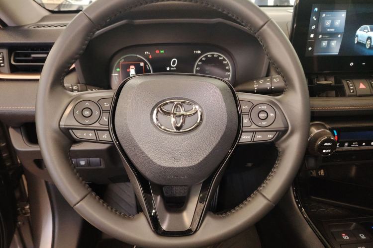 Used Toyota Wildlander 2024 Dual-Motor 2.5L E-CVT All-Wheel Drive Luxury PLUS Edition

