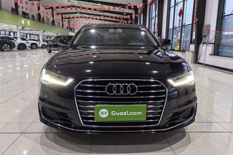 Used Volkswagen Magotan 2018 330TSI DSG Advanced Model
