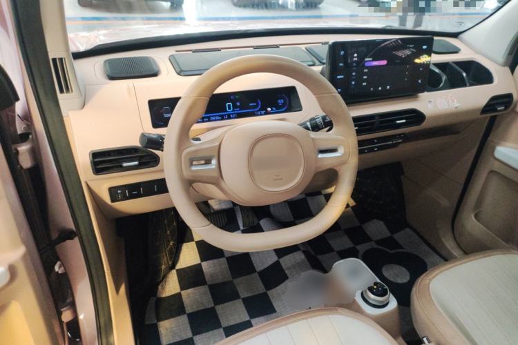 Used Geely Galaxy Panda 2023 Panda Mini 200km Endurance Bear