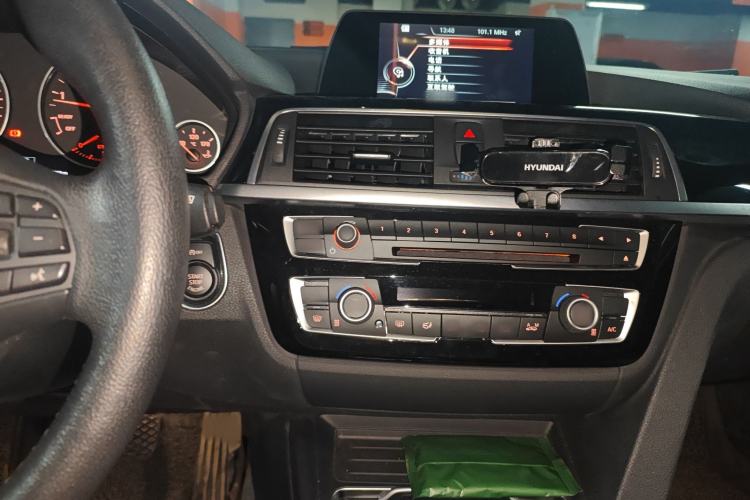 Used BMW 3 Series 2016 320Li Fashion Model
