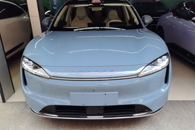 Used Hima Luxeed R7 2024 All-Electric 736 km Ultra
