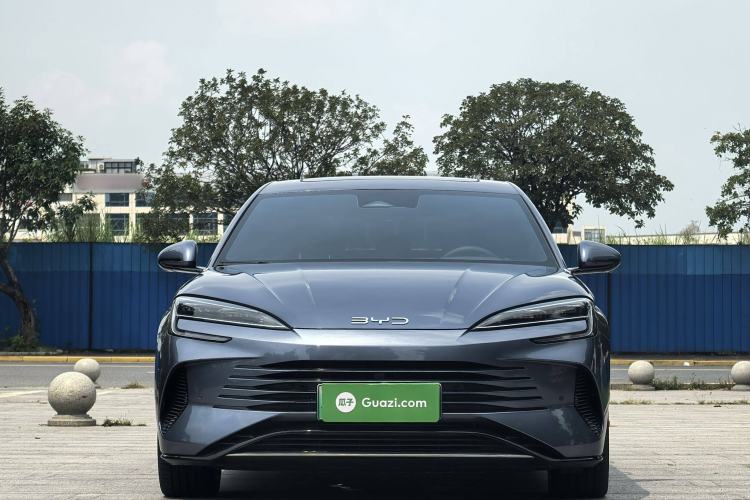 Used BYD Seal 2023 DM-i 1.5T 200km Flagship Model
