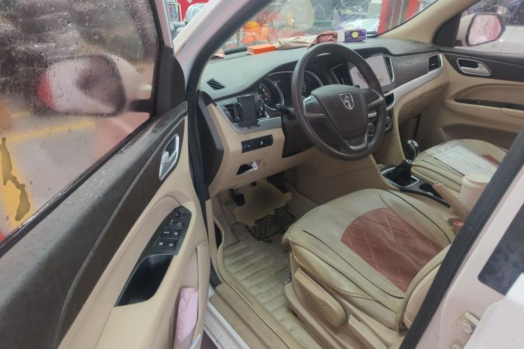 Used Baojun 730 2016 1.5L Manual Standard Version 5 Seats