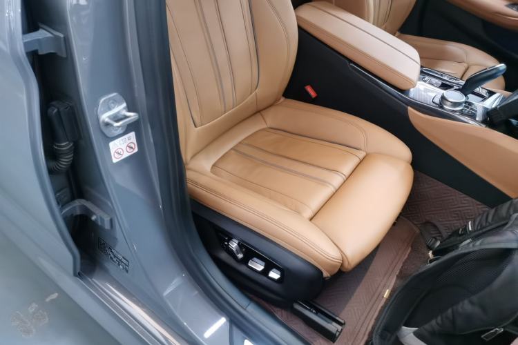 Used BMW 5 Series 2021 Restyled 540i Sport Line with M Sports Package