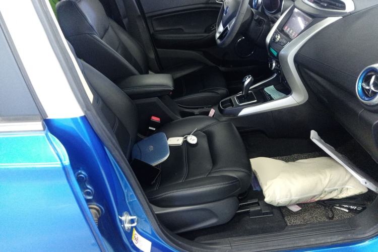 Used BYD Yuan New Energy 2018 EV360 Smart Connected Cool Model