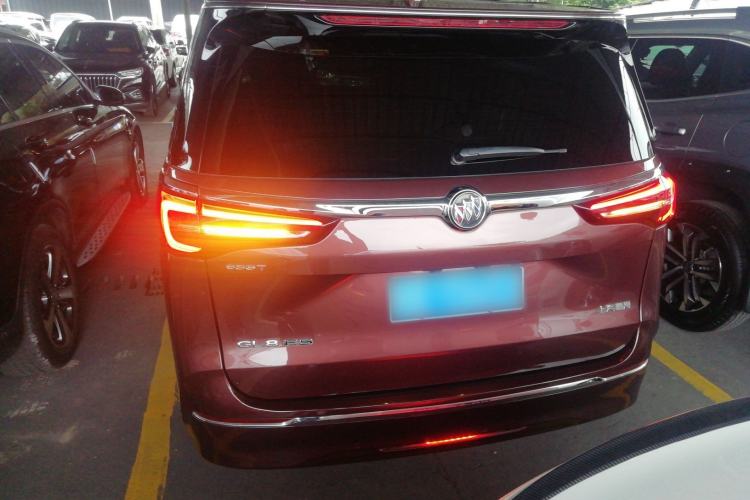 Used Buick GL8 2022 ES Landtrek 653T Luxury Edition
