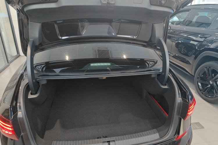 Used Volkswagen Passat New Energy 2020 430 PHEV Hybrid Luxury Edition China VI Standard
