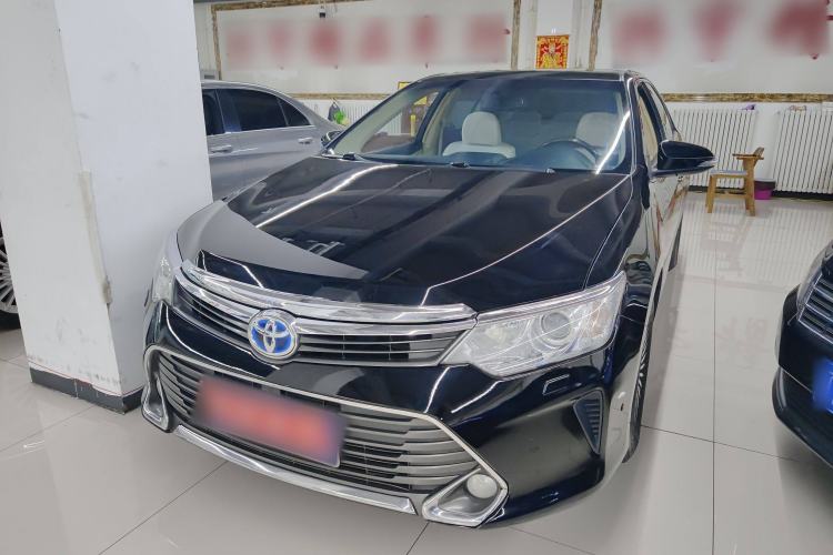 Used Toyota Camry 2015 Dual-Engine 2.5 HG Luxury Navigation Edition
