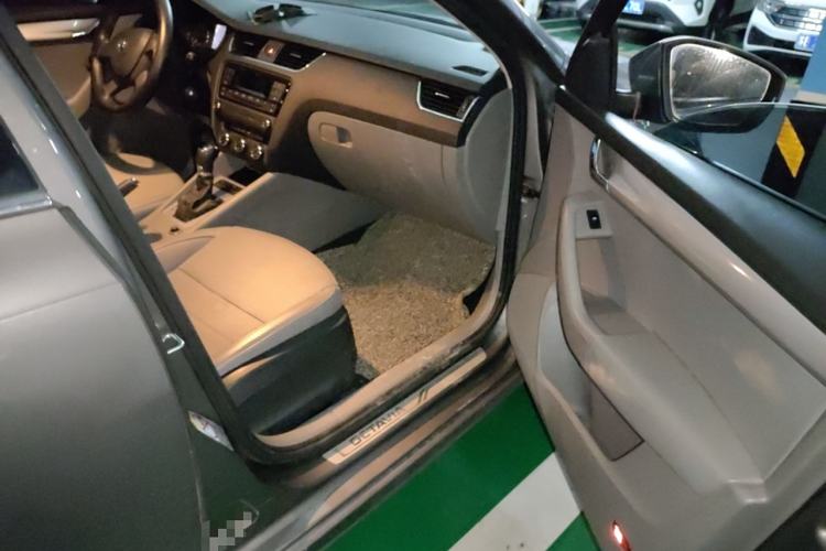 Used Skoda Octavia 2015 1.6L Automatic Yijie Edition