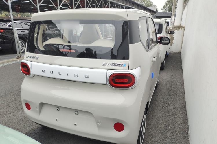 Used Wuling Hongguang MINIEV 2024 3rd Generation 215km Youth Edition
