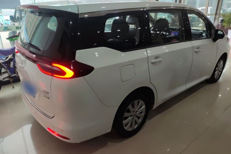 Used GAC Trumpchi M6 2021 270T DCT Luxury Edition (7 Seats)
