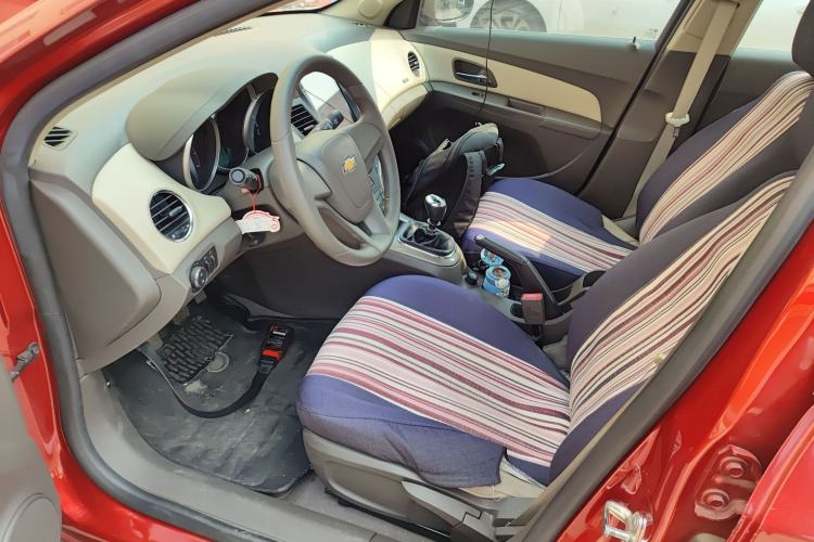 Used Chevrolet Cruze 2015 1.5L Classic SE MT
