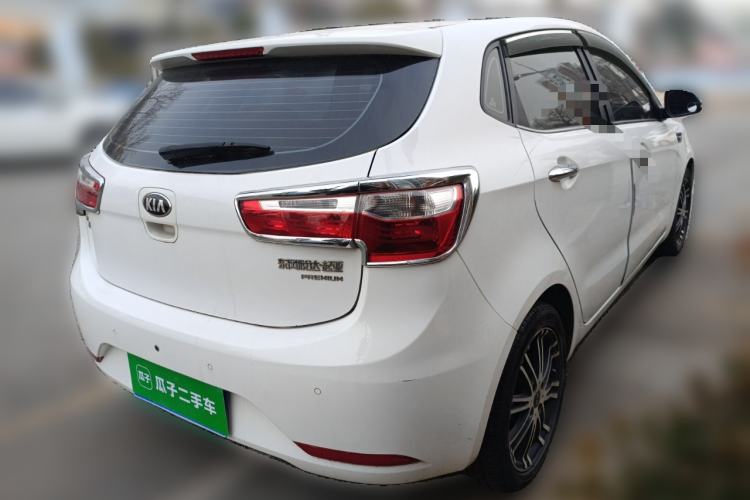 Used Kia K2 2012 Hatchback 1.6L AT Premium