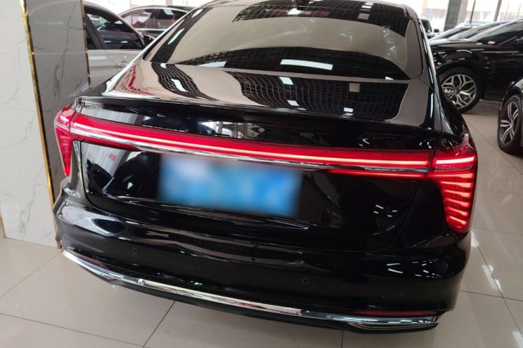 Used Hongqi H5 2023 2.0T Automatic Smart Connect Flagship Edition

