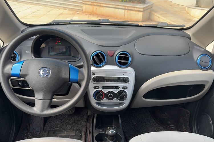 Used JMEV E200L 2018 E200L Standard Model (250 km)
