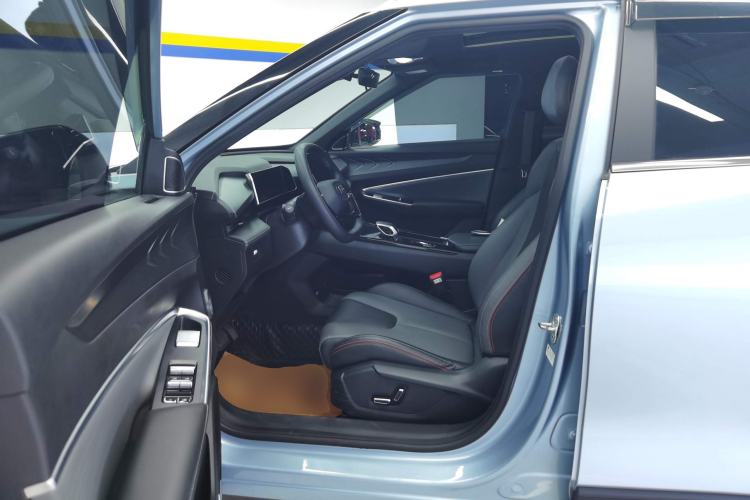 Used Geely Auto Emgrand X7 Sport 2023 Boyue COOL 1.5TD Smart Model
