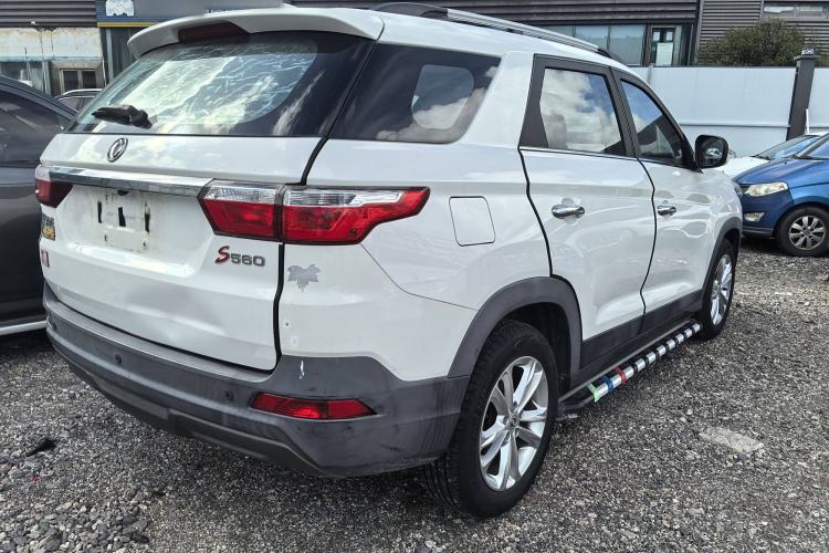 Used Dongfeng Fengon S560 2018 1.8L CVT Elite Model 7 Seats
