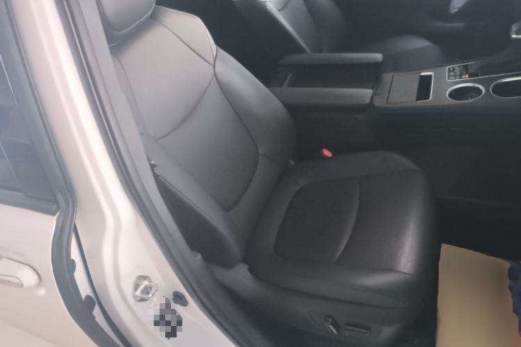 Used Toyota Granvia 2024 2.5L Hybrid Prestige PLUS Four-Wheel Drive Version
