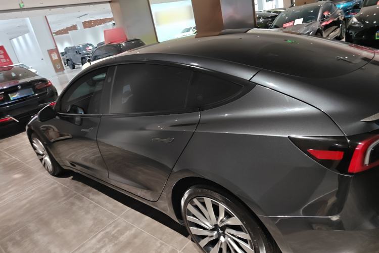 Used Tesla Model 3 2023 Long-Range All-Wheel-Drive Version